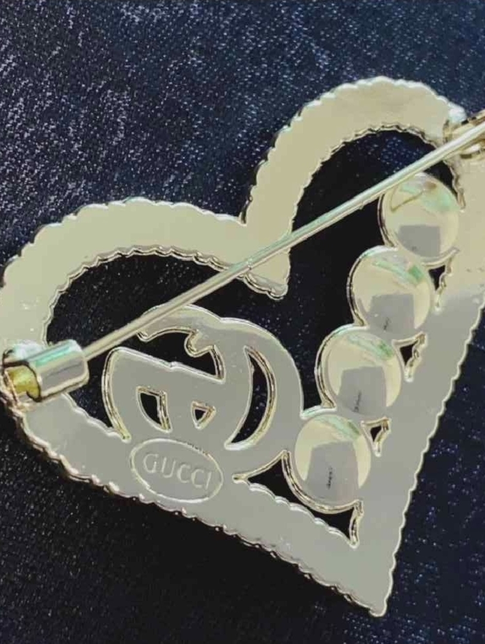 Gucci Gold Heart Brooch with Pearls and Interlocking G - Picture 4 of 9